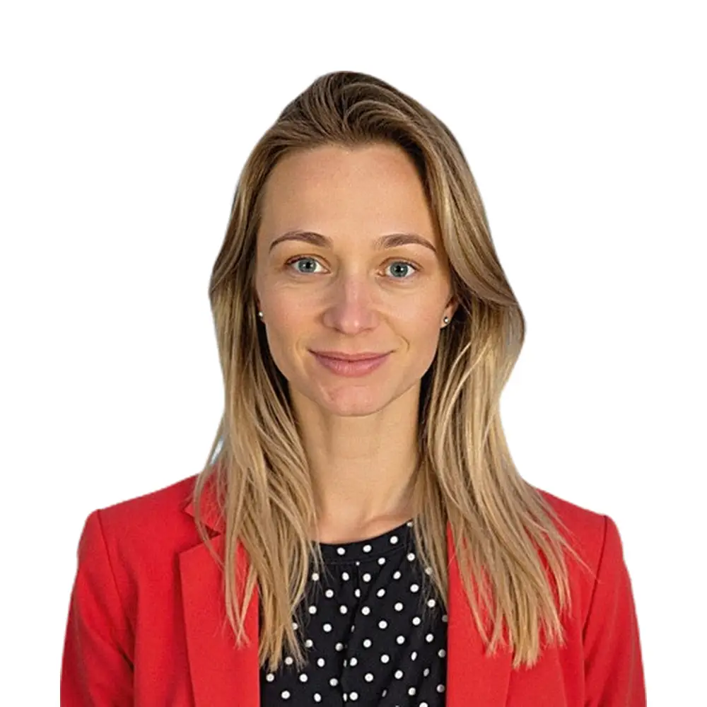 Dr Izzy Smith
